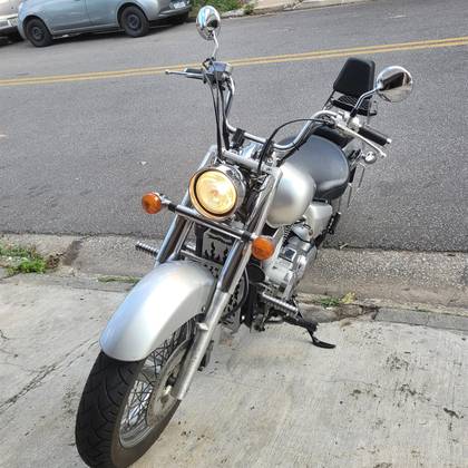 HONDA SHADOW 750 